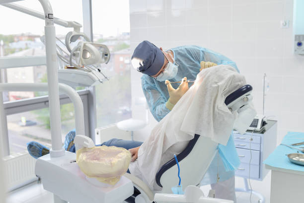 Best Emergency Tooth Extraction in Chandler, IN